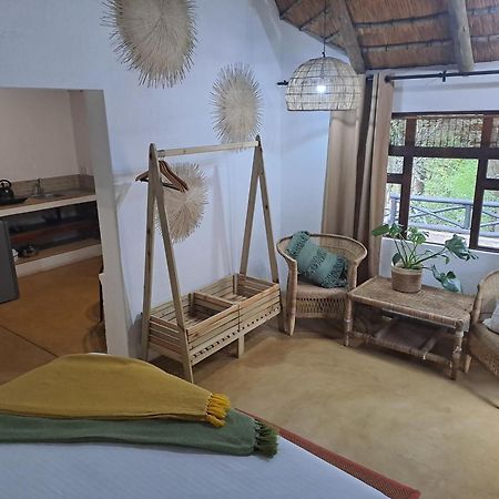 Little Bush Lodge 호에드스프뤼트 외부 사진