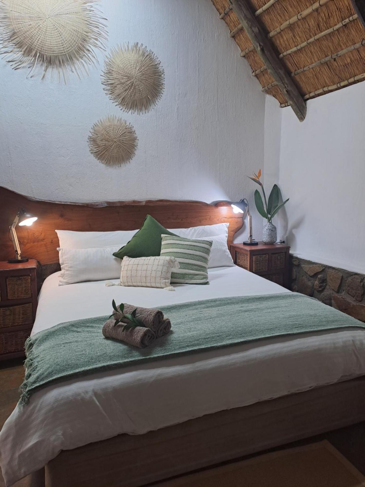 Little Bush Lodge 호에드스프뤼트 외부 사진