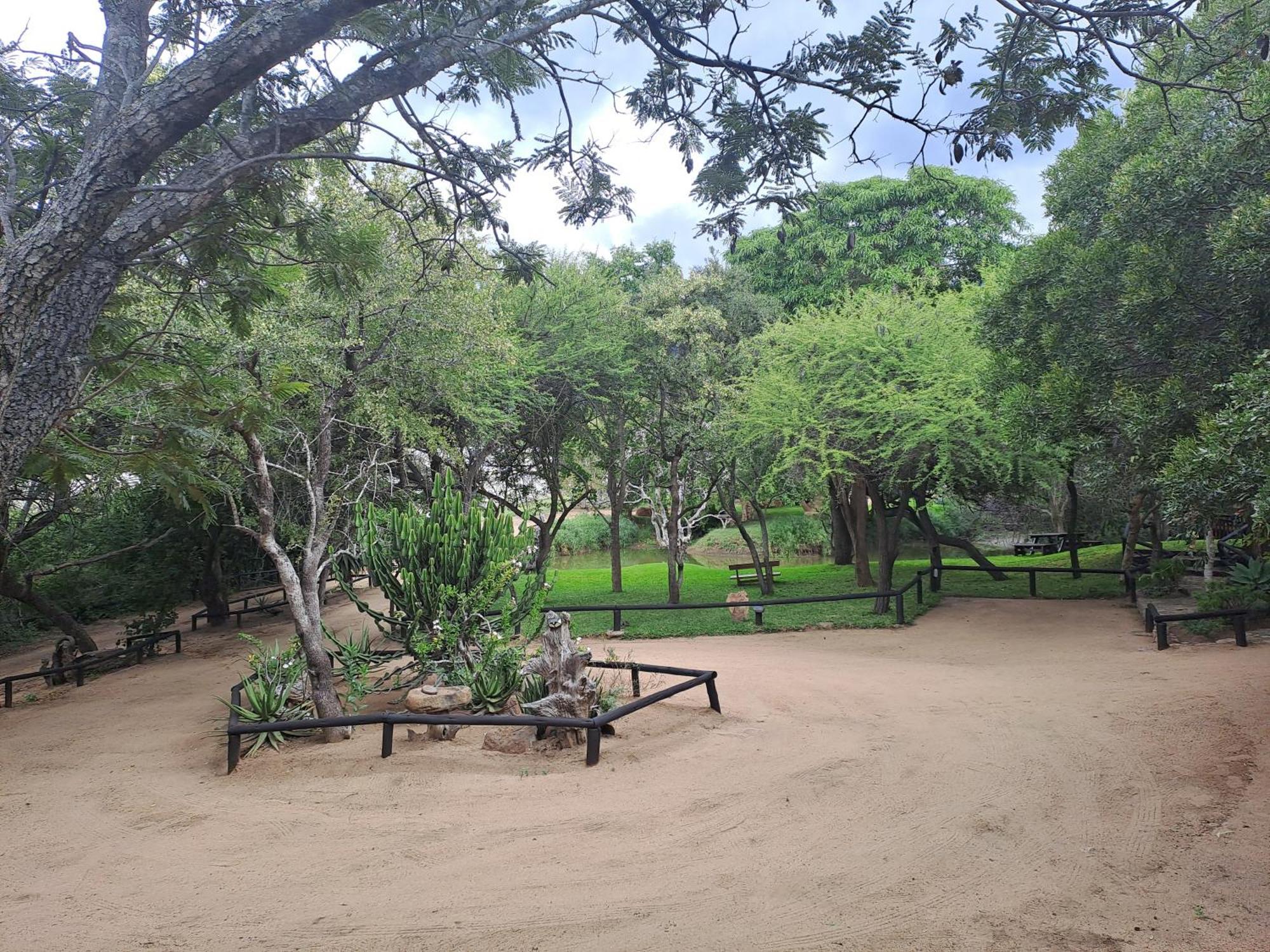 Little Bush Lodge 호에드스프뤼트 외부 사진